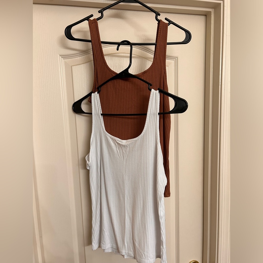 Bundle of 2-  Women's White and Brown Ribbed Tank Tops